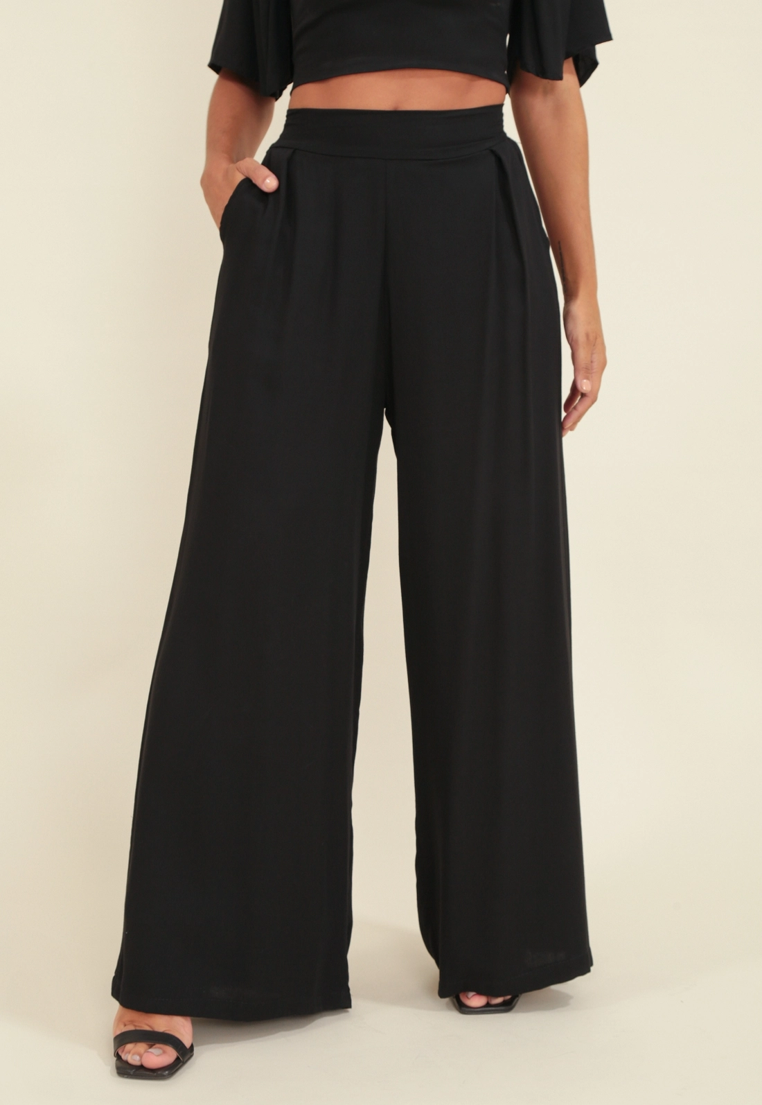 Calça Pantalona Viscose Twill Com Pregas