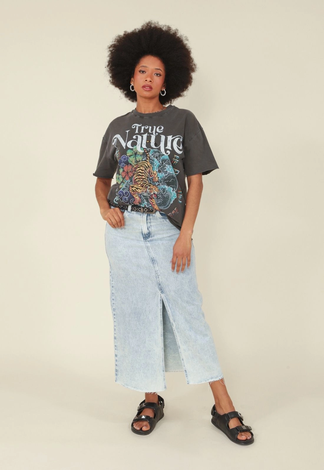 T-Shirt Estonada Over Em Meia Malha Silk True Nature