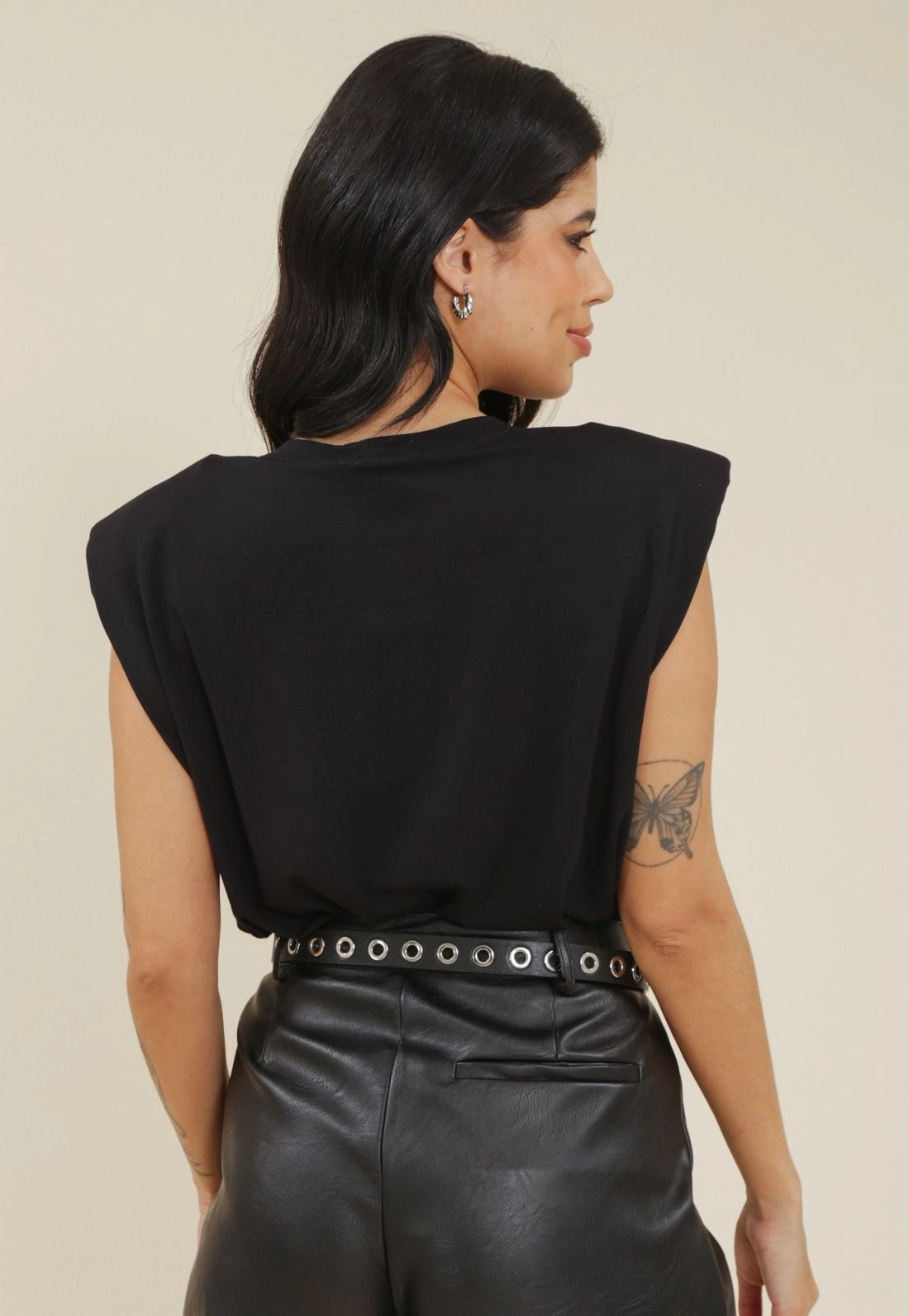 Blusa Muscle Tee Com Ombreira Em Viscolycra