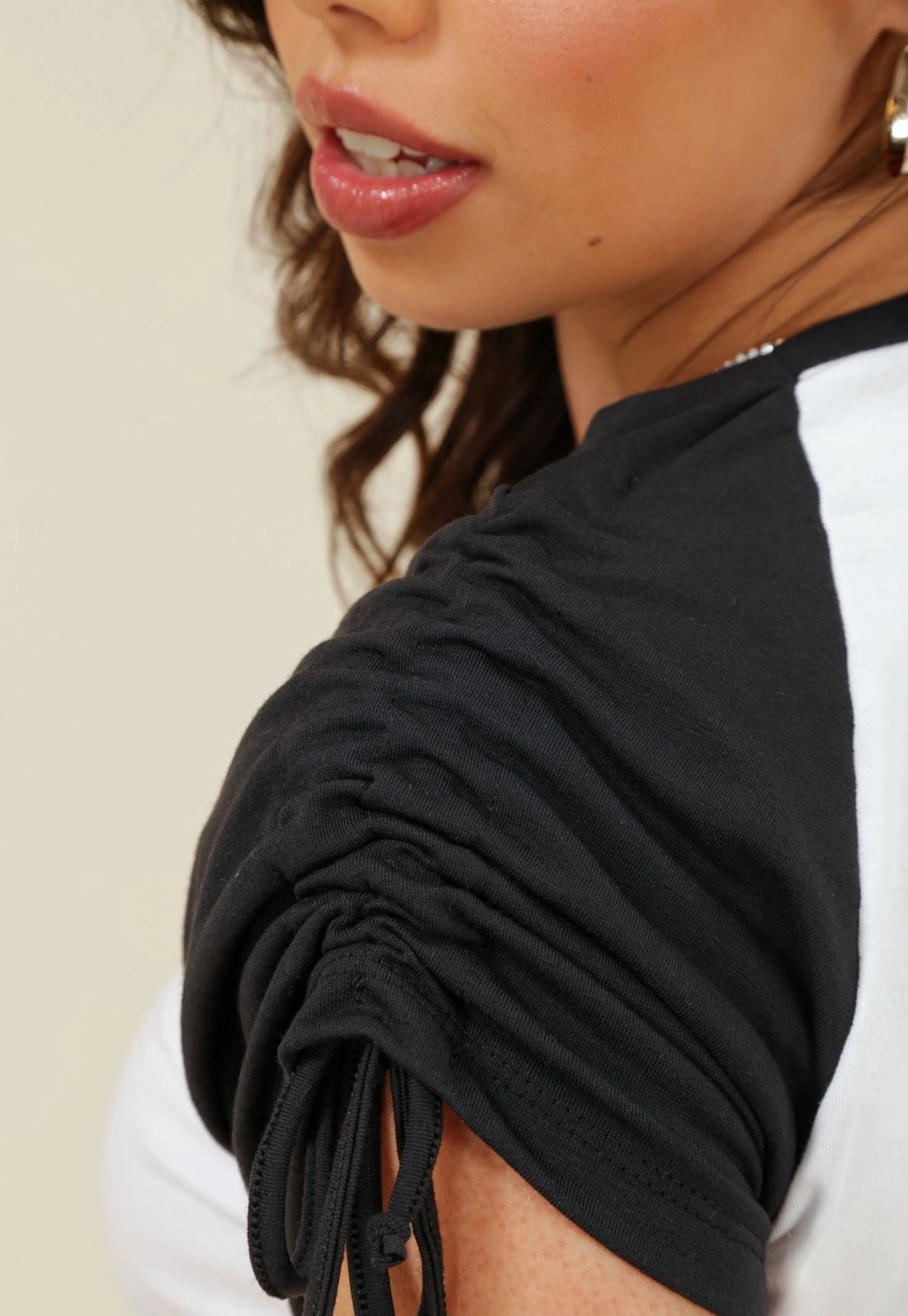 Blusa Cropped Cotton M/C Ragla Com Silk E Puxador P