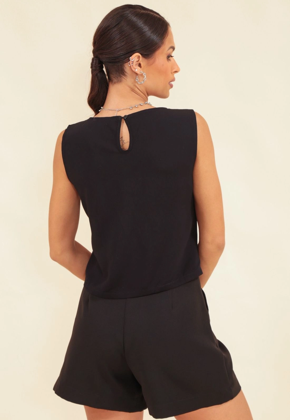Blusa Em Viscolinho Com Aplicacao De Hot Fix