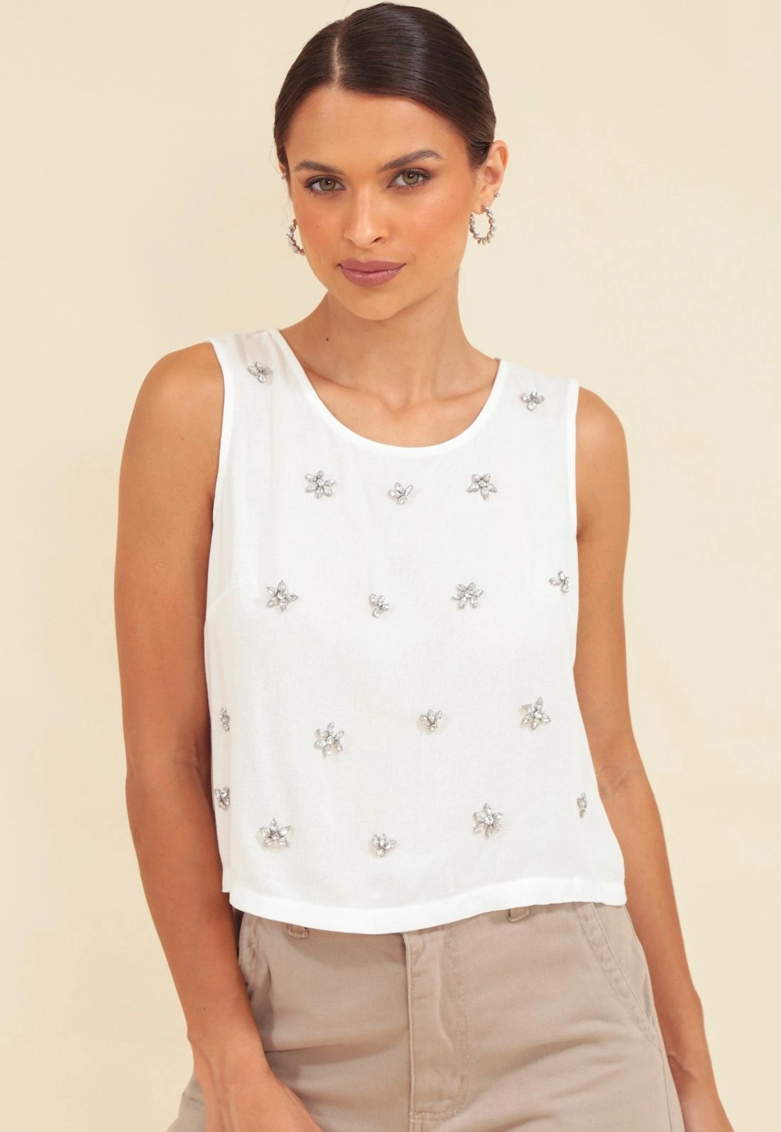 Blusa Em Viscolinho Com Aplicacao De Hot Fix