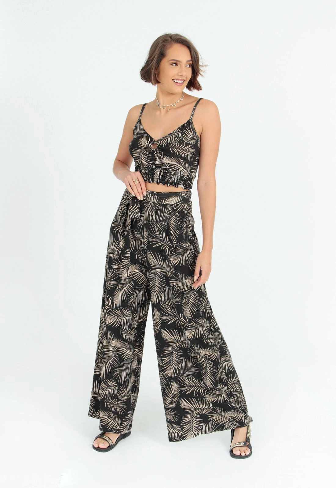 Blusa Cropped Alça Folhagem