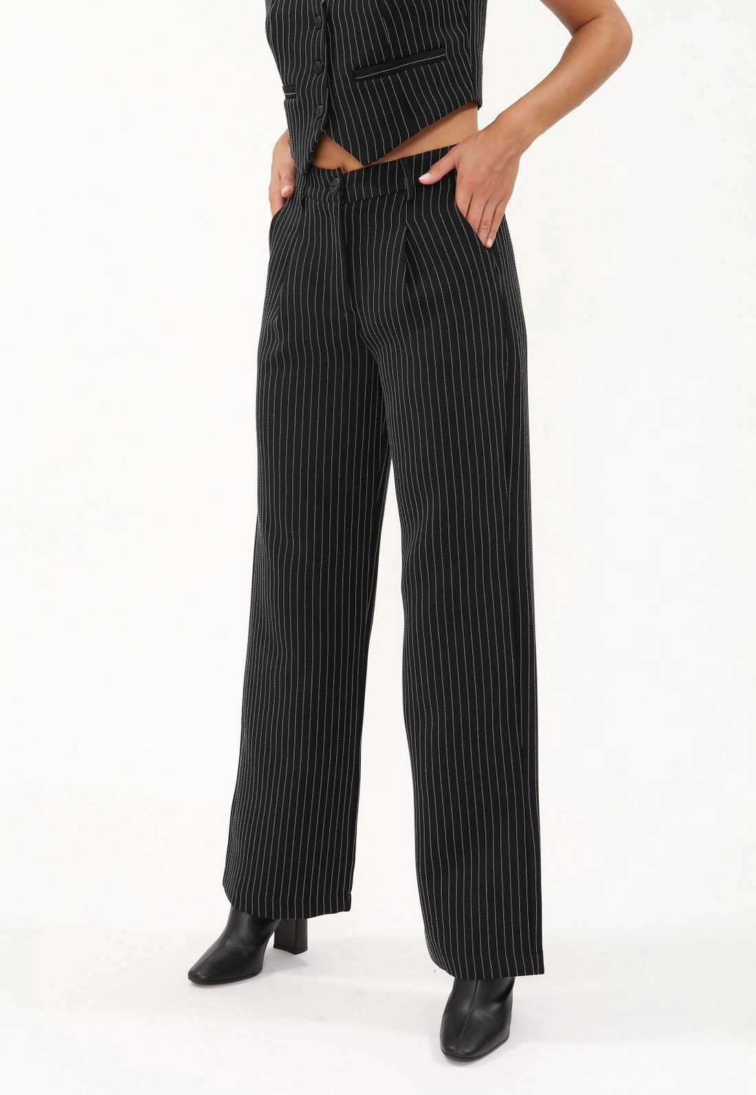 Calca Crepe Risca De Giz Wide Leg P