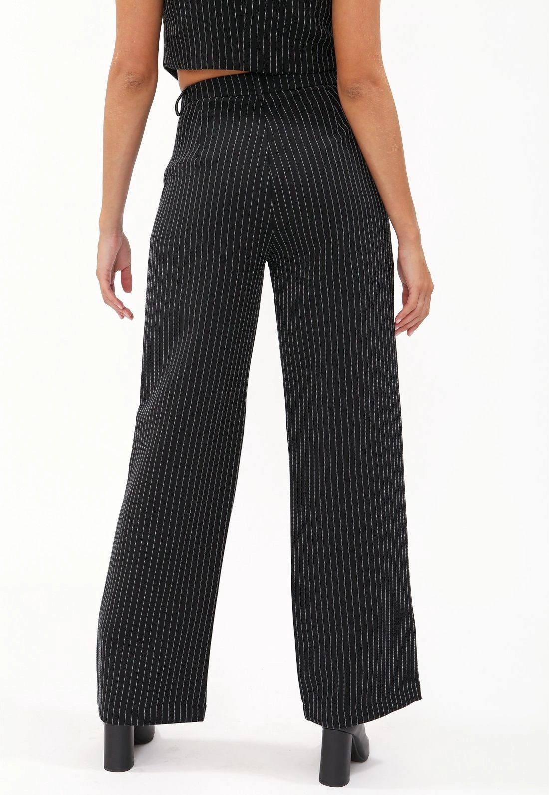 Calca Crepe Risca De Giz Wide Leg P