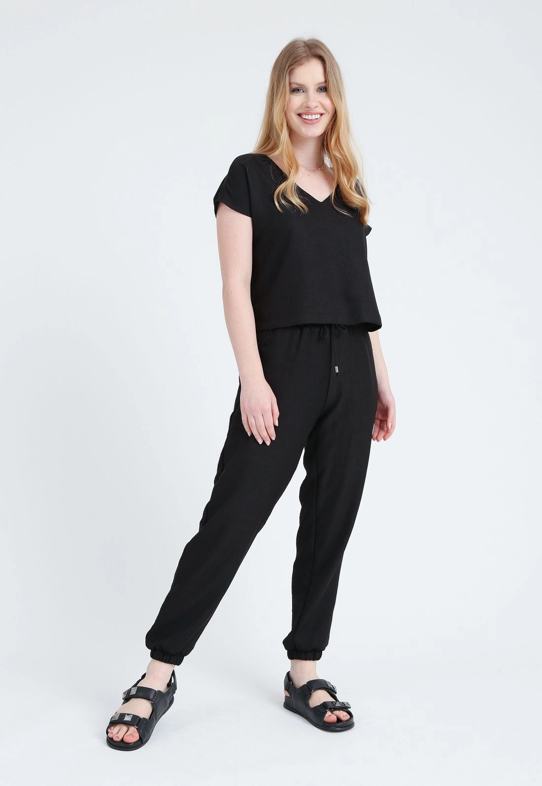 Blusa Crepe Manga Curta Decote V