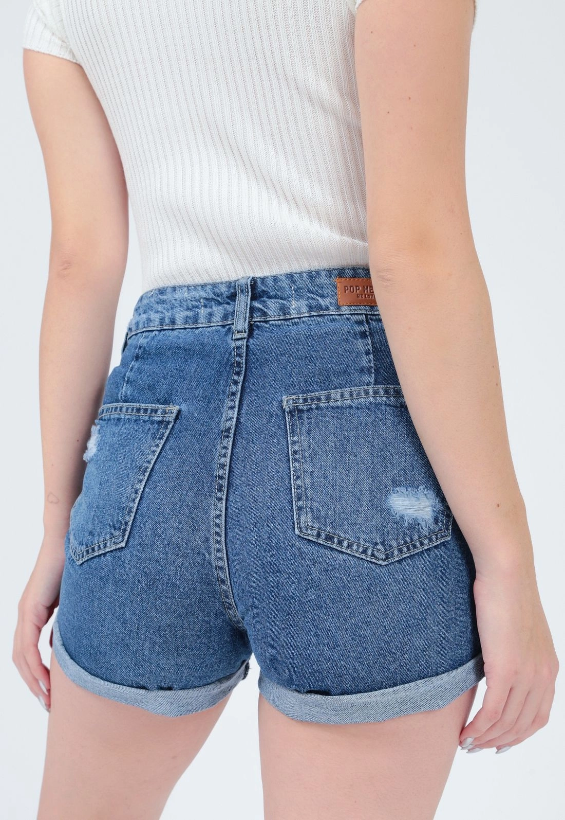 Shorts Jeans Azul Escuro Barra Dobrada