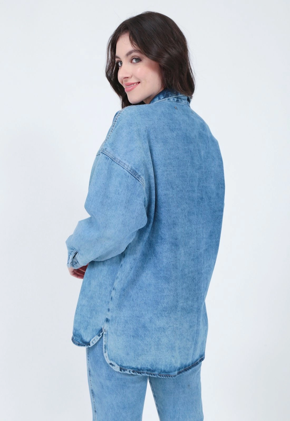 Camisa Sarja Manga Longa Oversize Bolso Azul