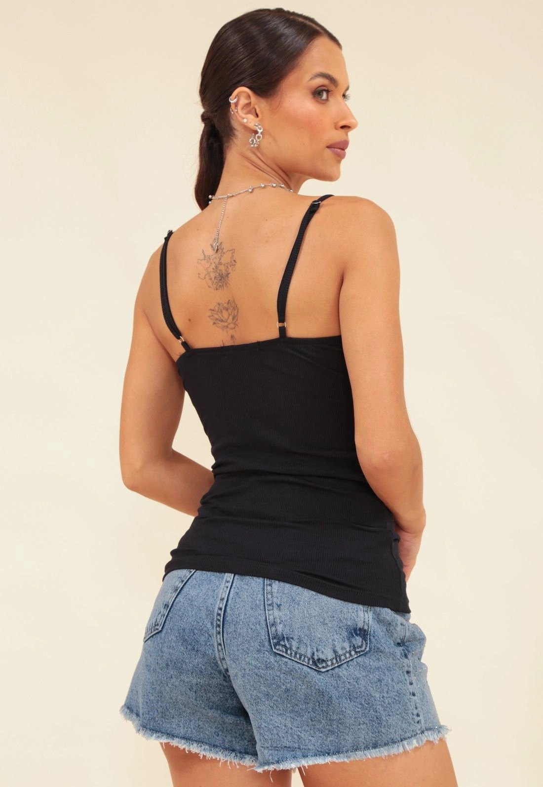 Blusa Alça Com Hot Fix Em Ribana Canelada