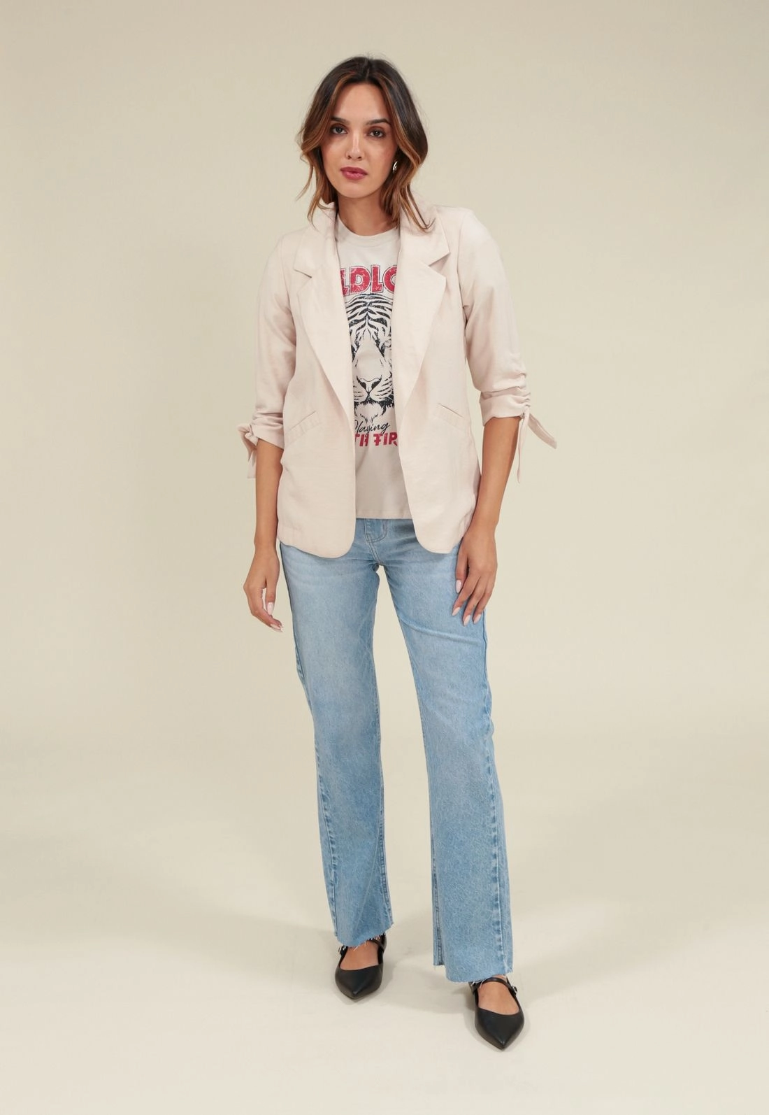 Blazer Em Alfaiataria Crepe Puxador Punhos Manga 7/8