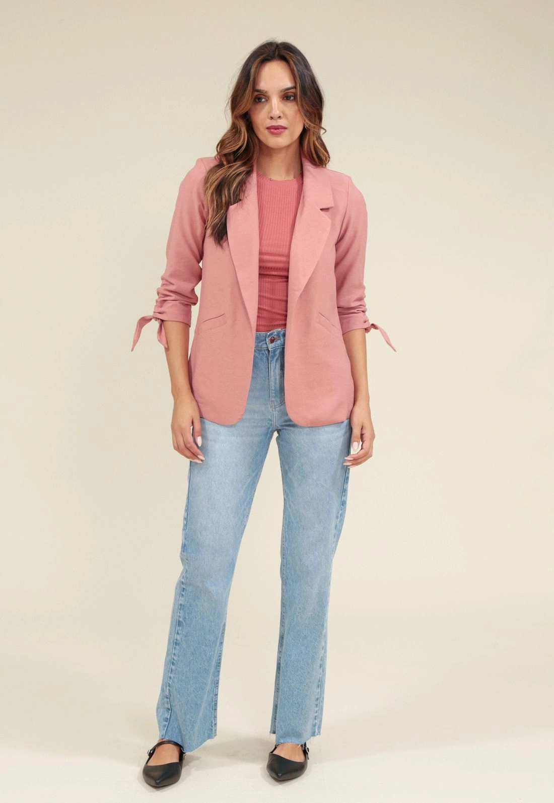 Blazer Em Alfaiataria Crepe Puxador Punhos Manga 7/8