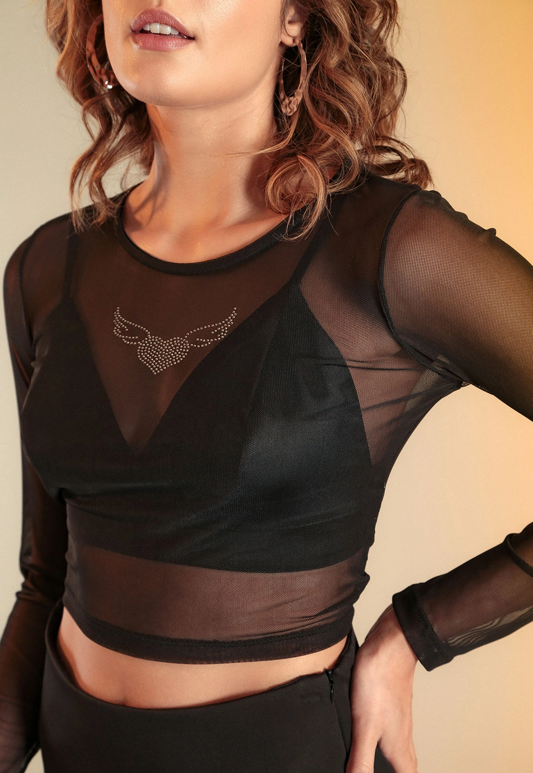 Blusa Tule Com Hot Fix Manga Longa