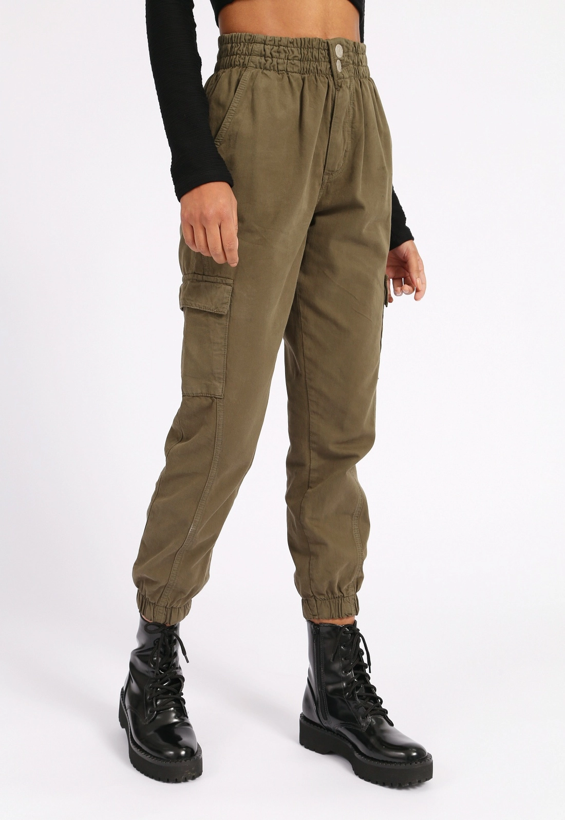 Calça Sarja Jogger Bolso Cargo