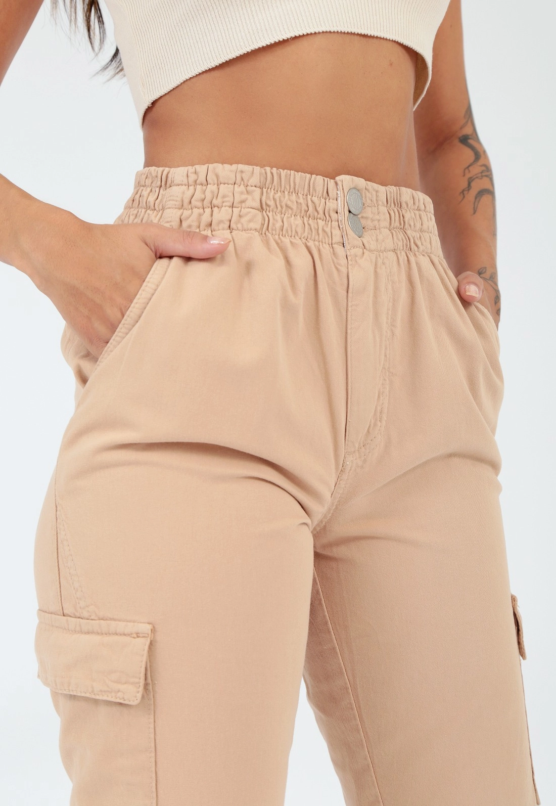 Calça Sarja Jogger Bolso Cargo