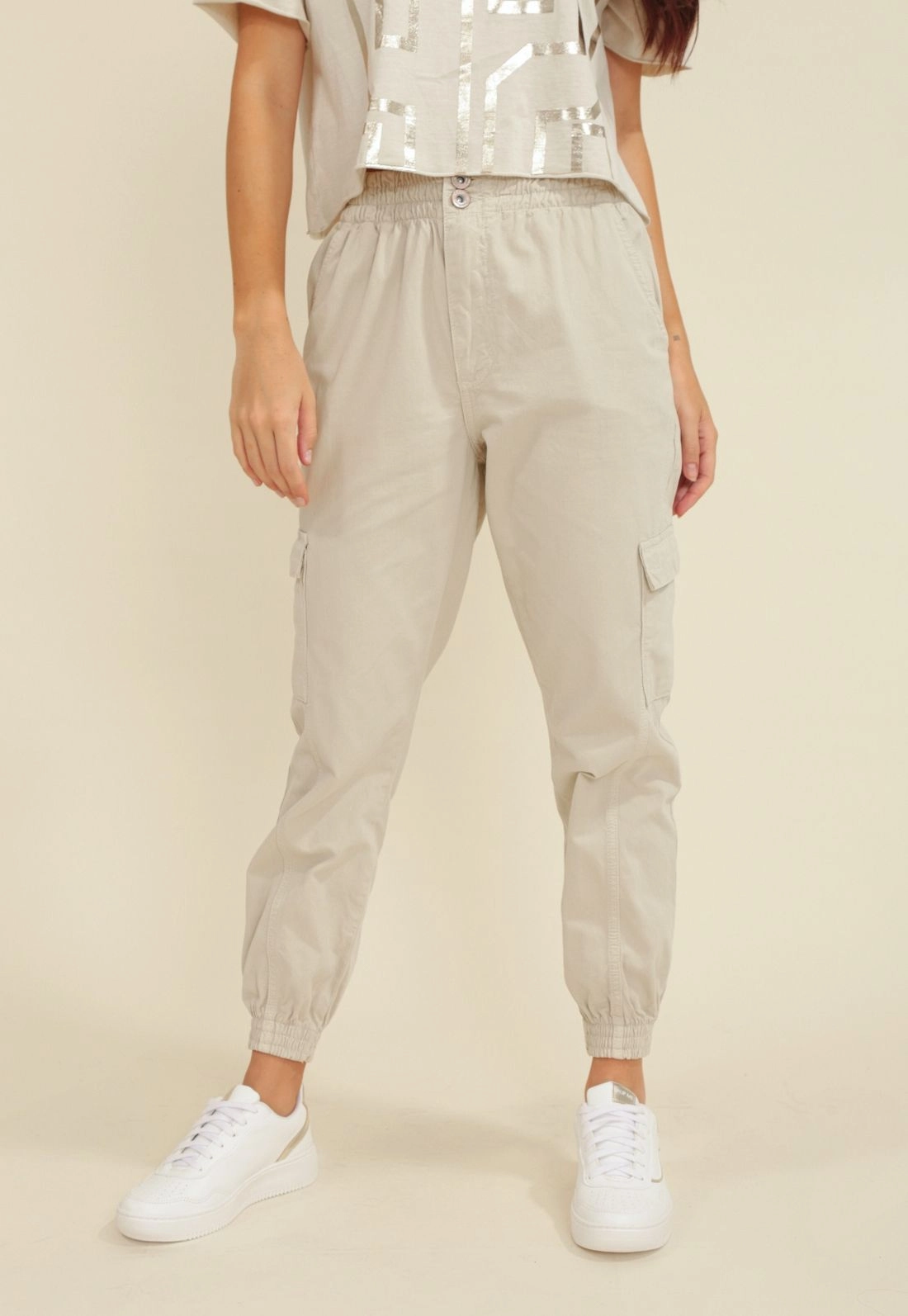 Calça Sarja Jogger Bolso Cargo