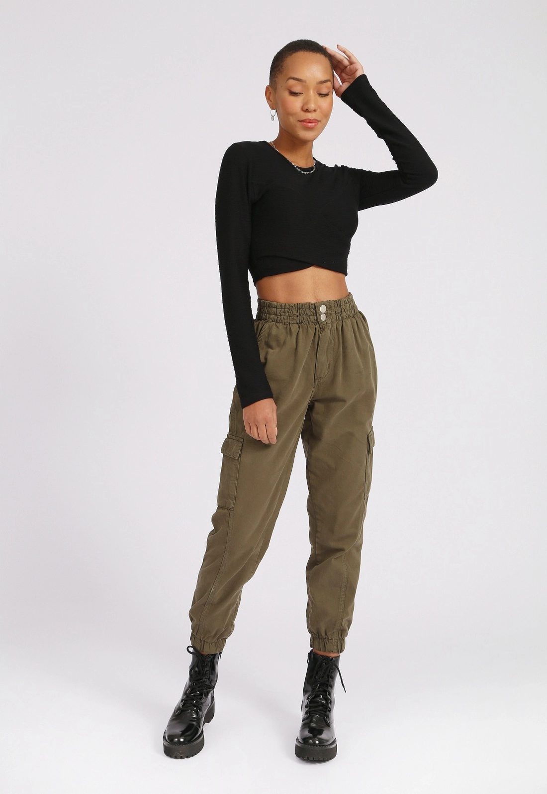 Calça Sarja Jogger Bolso Cargo