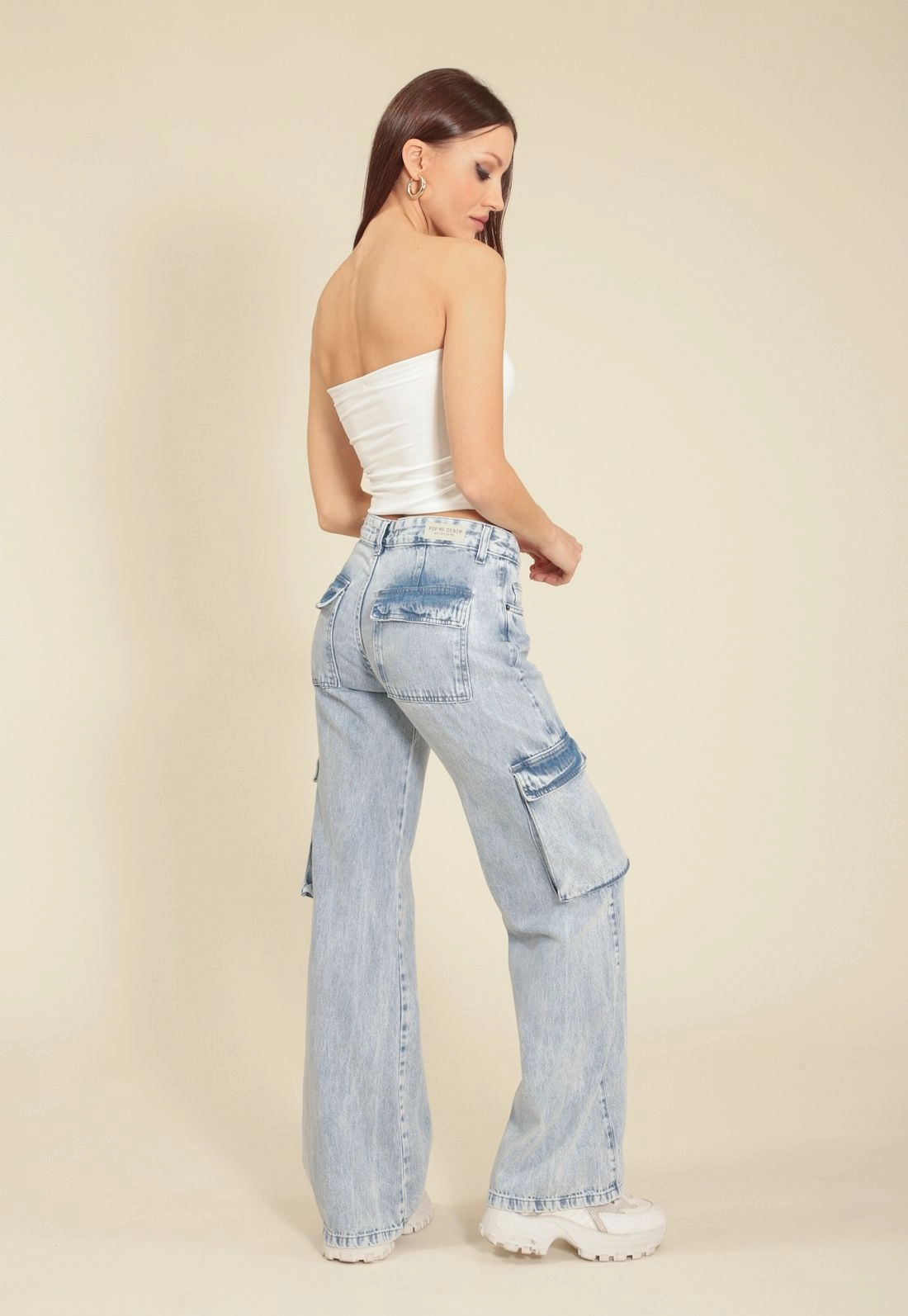 Calca Reta Jeans Com Bolso Cargo E Cintura Media