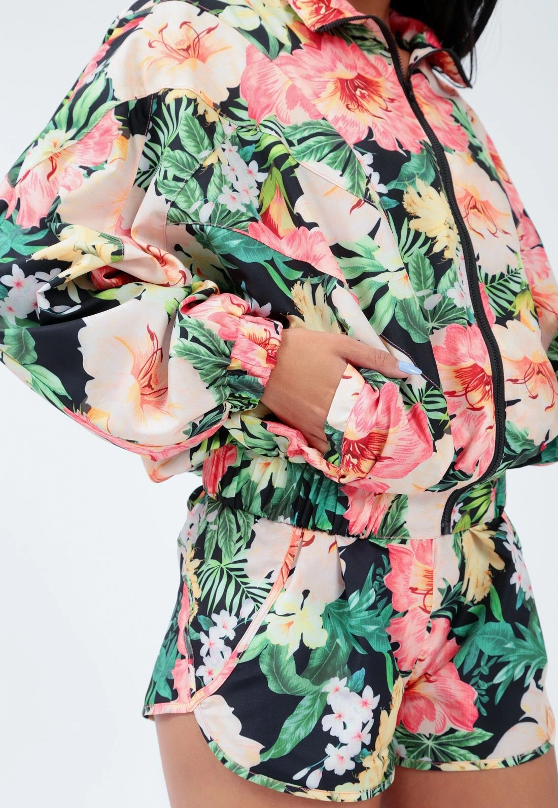 Jaqueta Corta Vento Nylon Floral
