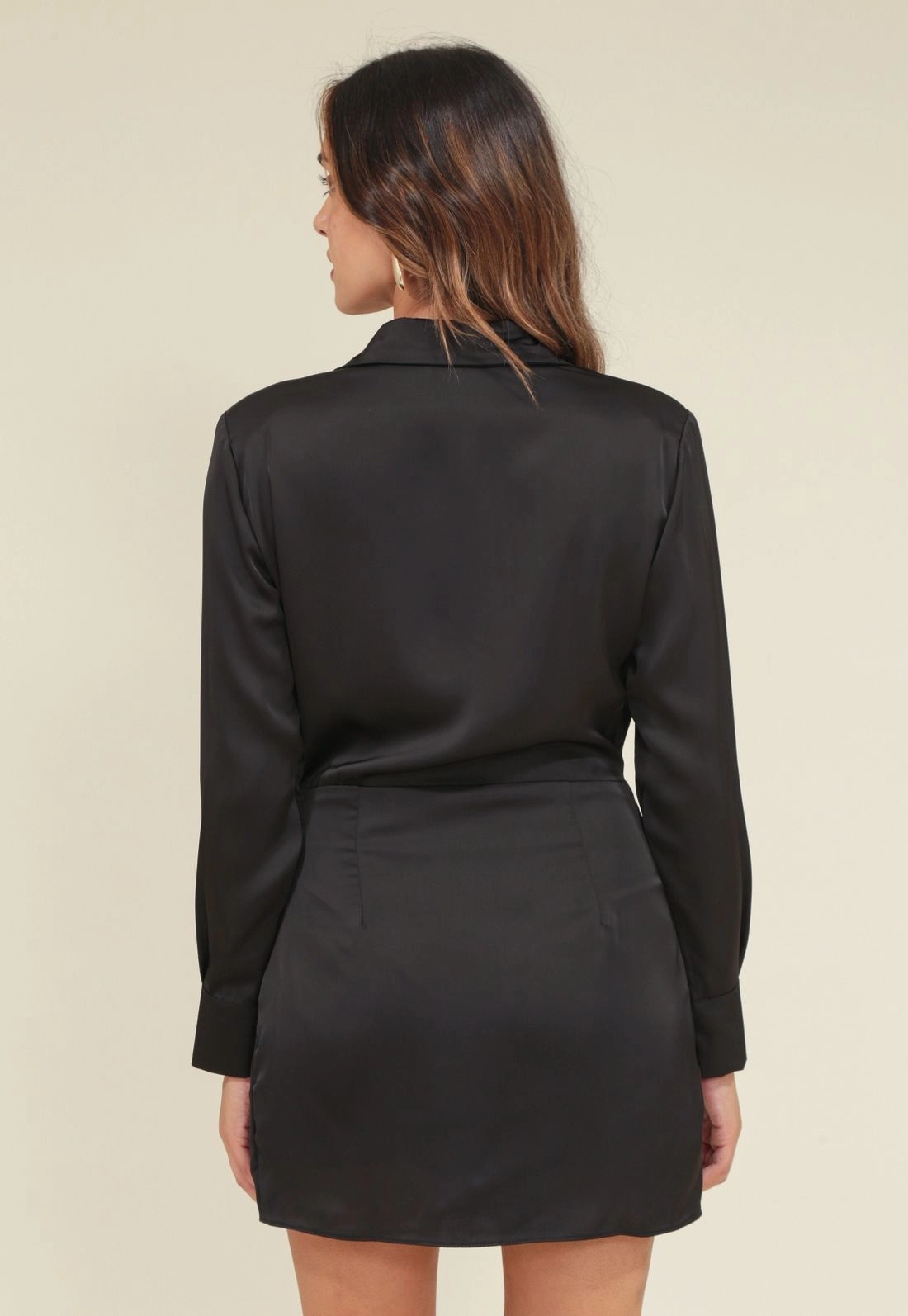 Vestido Cetim Manga Longa Drapeado Lateral
