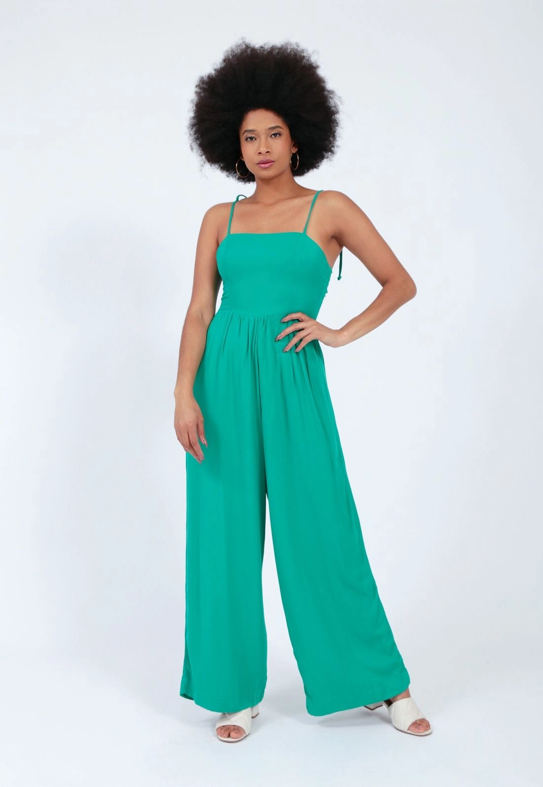 Macacão Viscose Alça Laço Lastex