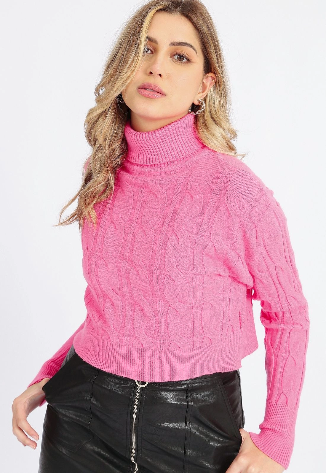 Blusa Tricô Trança Gola Alta