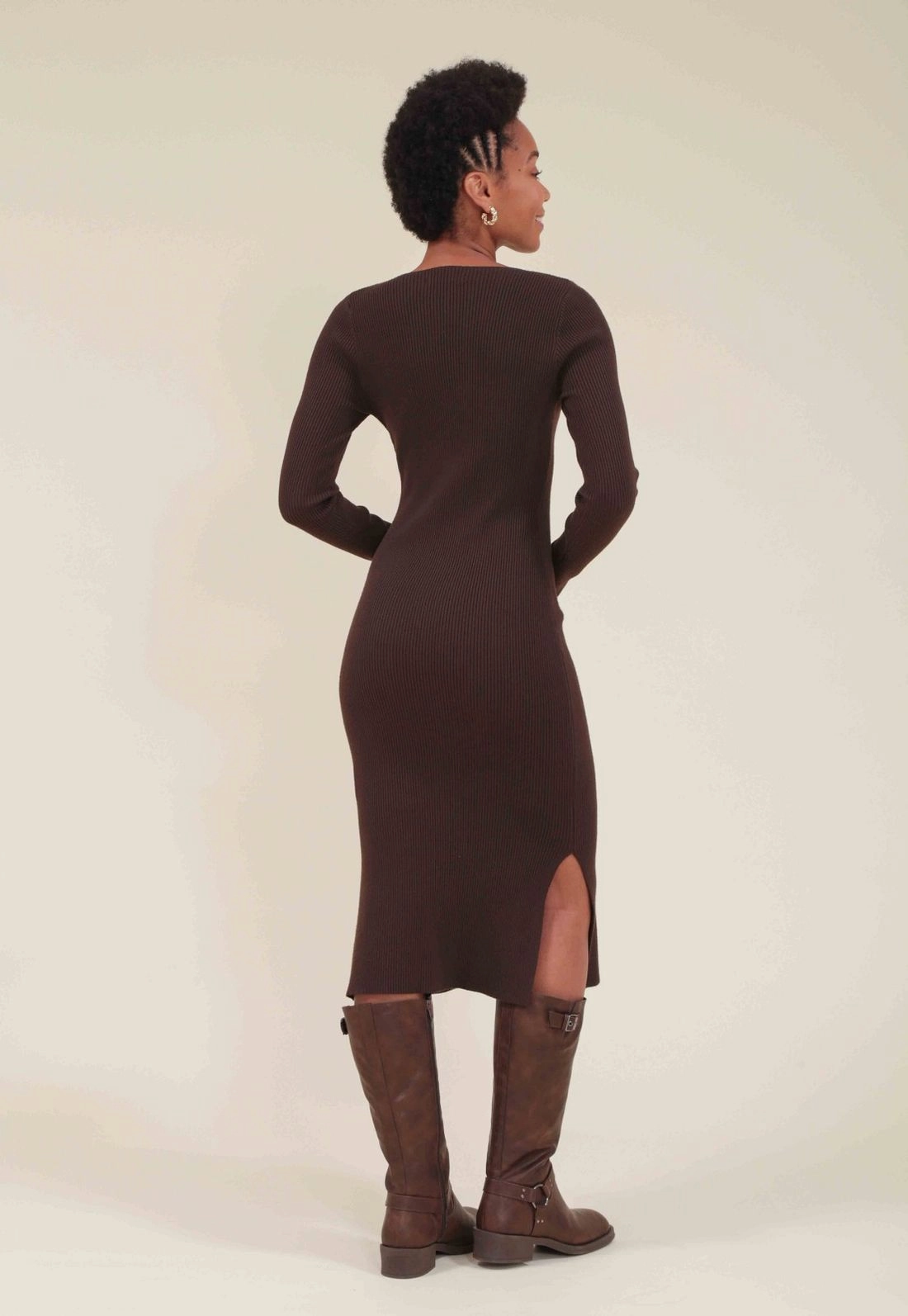 Vestido Tricô Midi Manga Longa Abertura Lateral