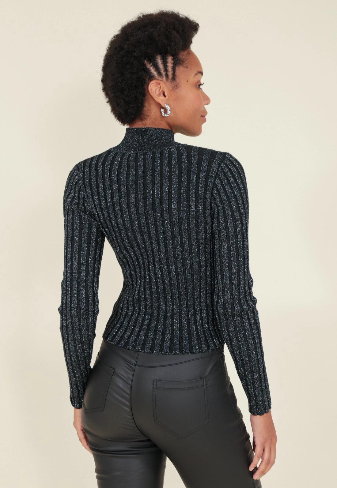 Blusa Em Tricô Canelado Com Lurex Gola Alta