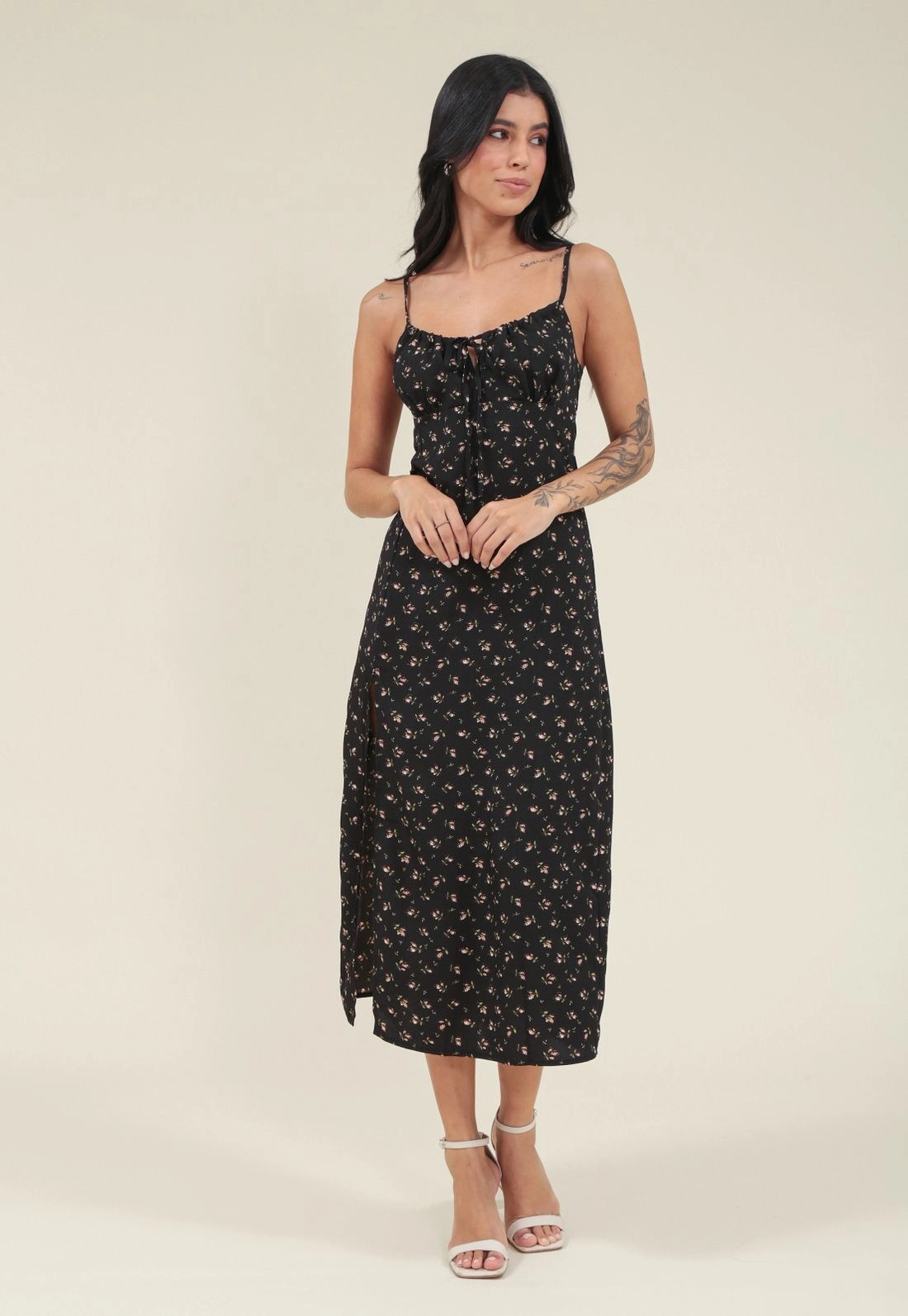 Vestido Midi Crepe Em Alça Com Estampa Liberty