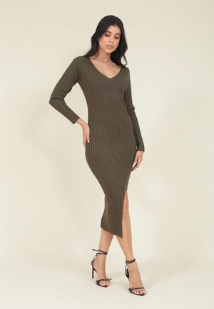 Vestido Midi Tricô Manga Longa Decote V Fenda