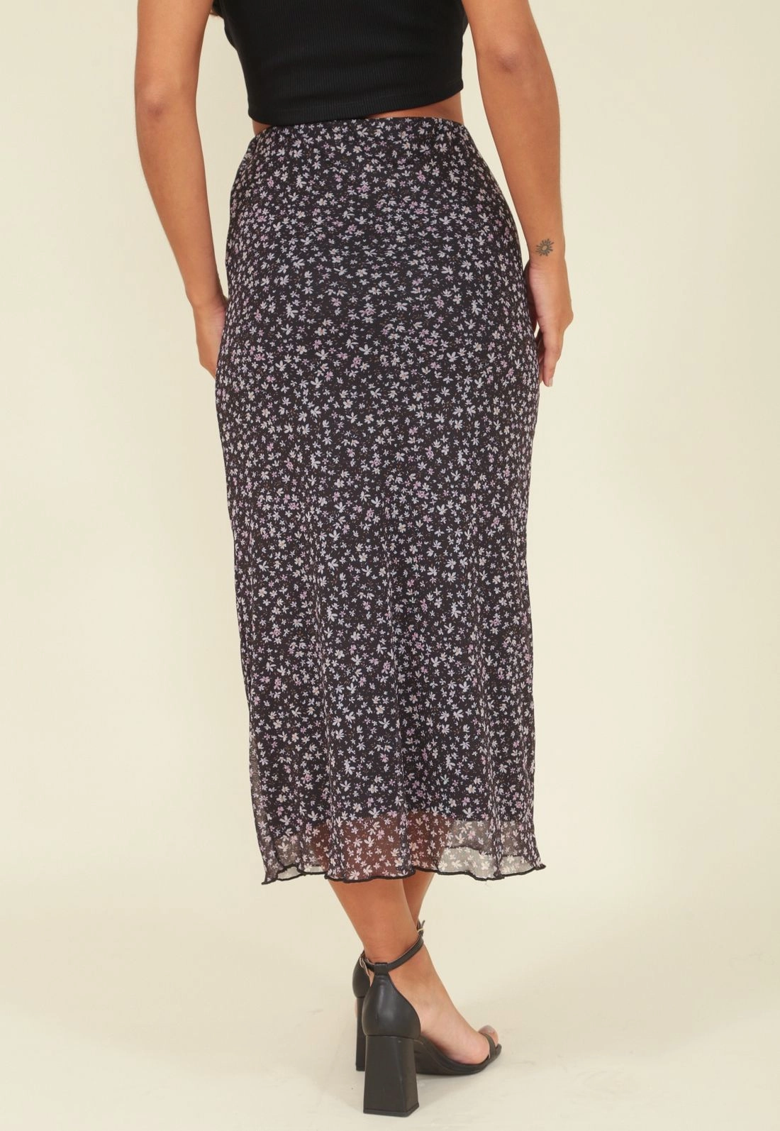 Saia Midi Em Tule Liberty Com Barra Frufru