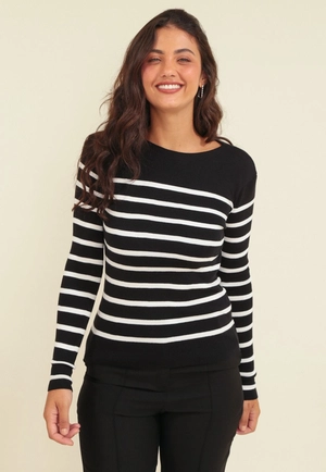 Blusa Tricô Manga Longa Listrado