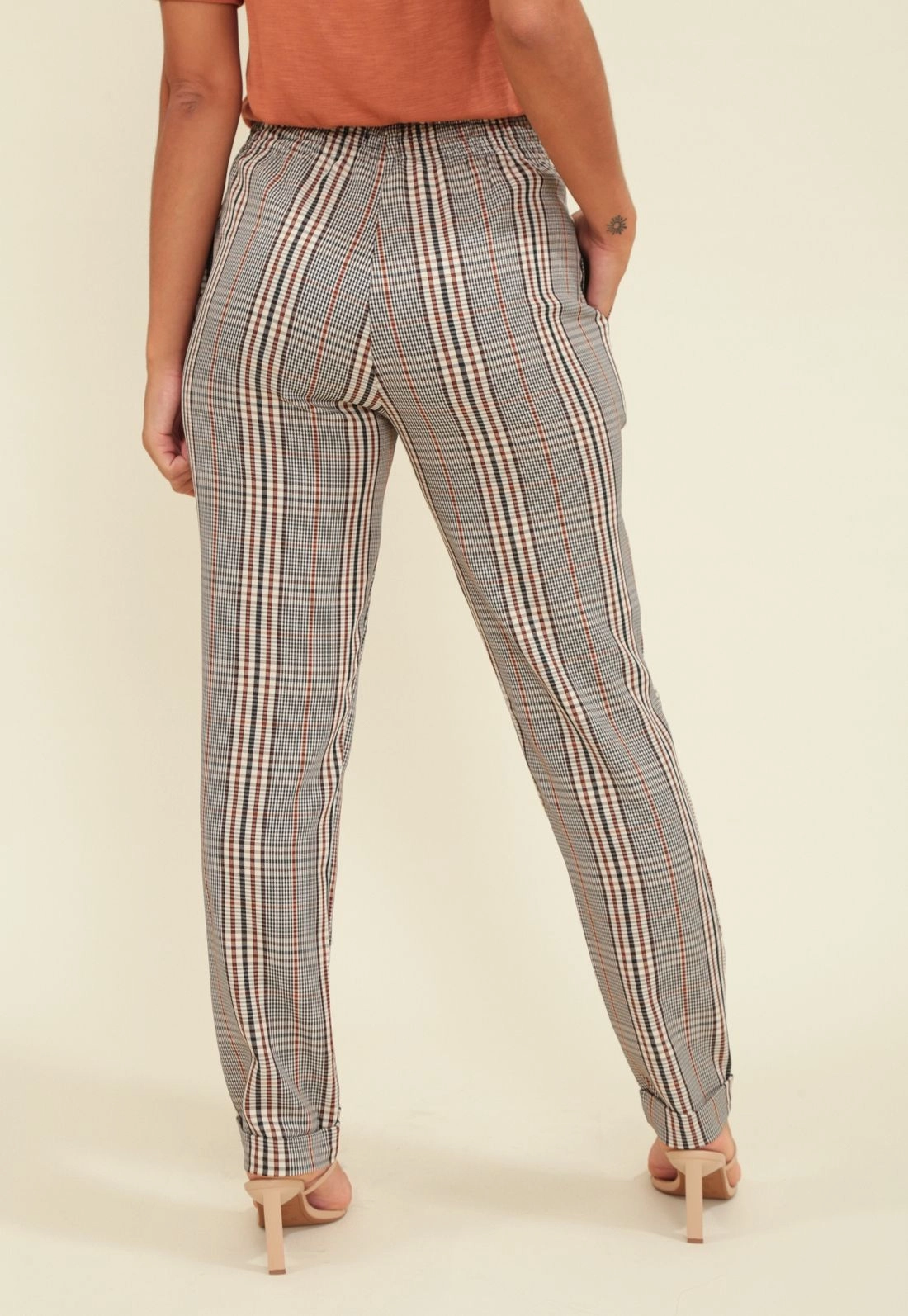 Calça Crepe Reta Xadrez