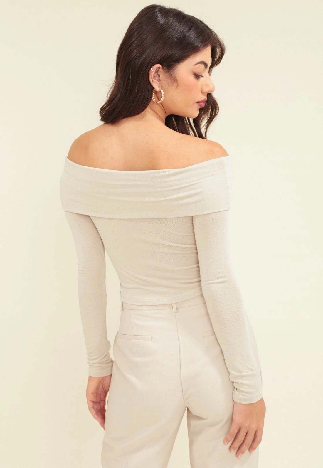 Blusa Malha Tricô Com Decote Ombro A Ombro