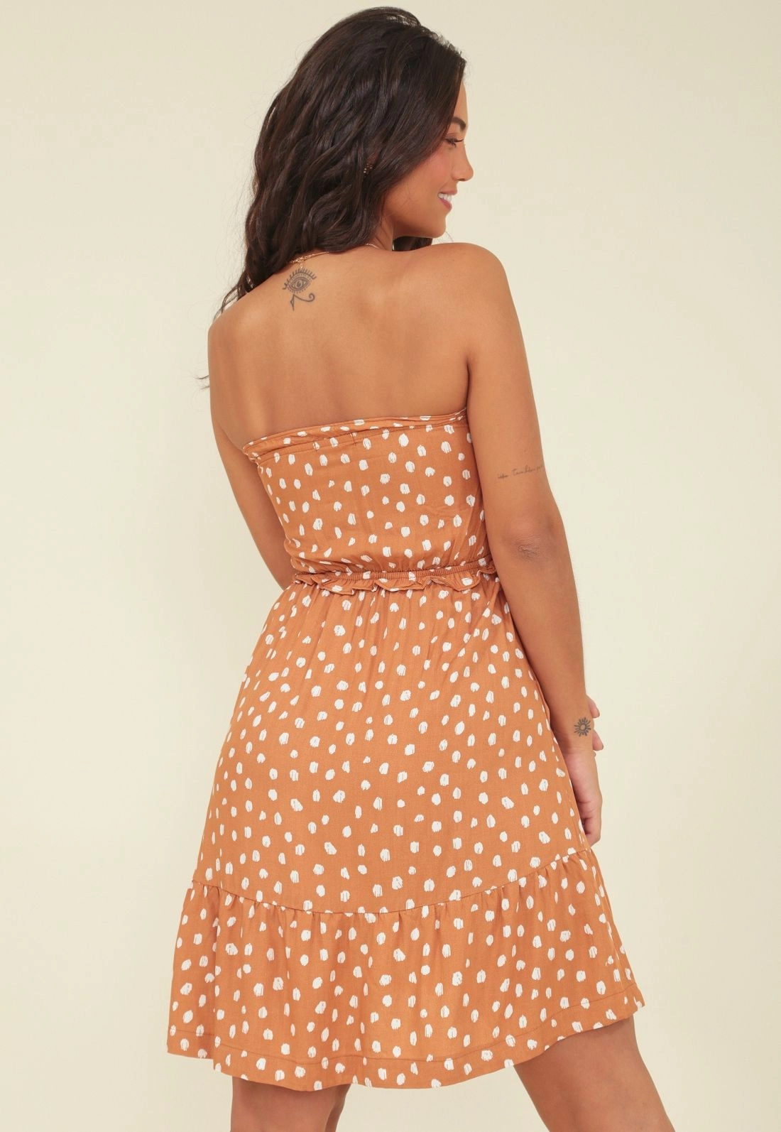 Vestido Curto Em Viscose Poá Caramelo
