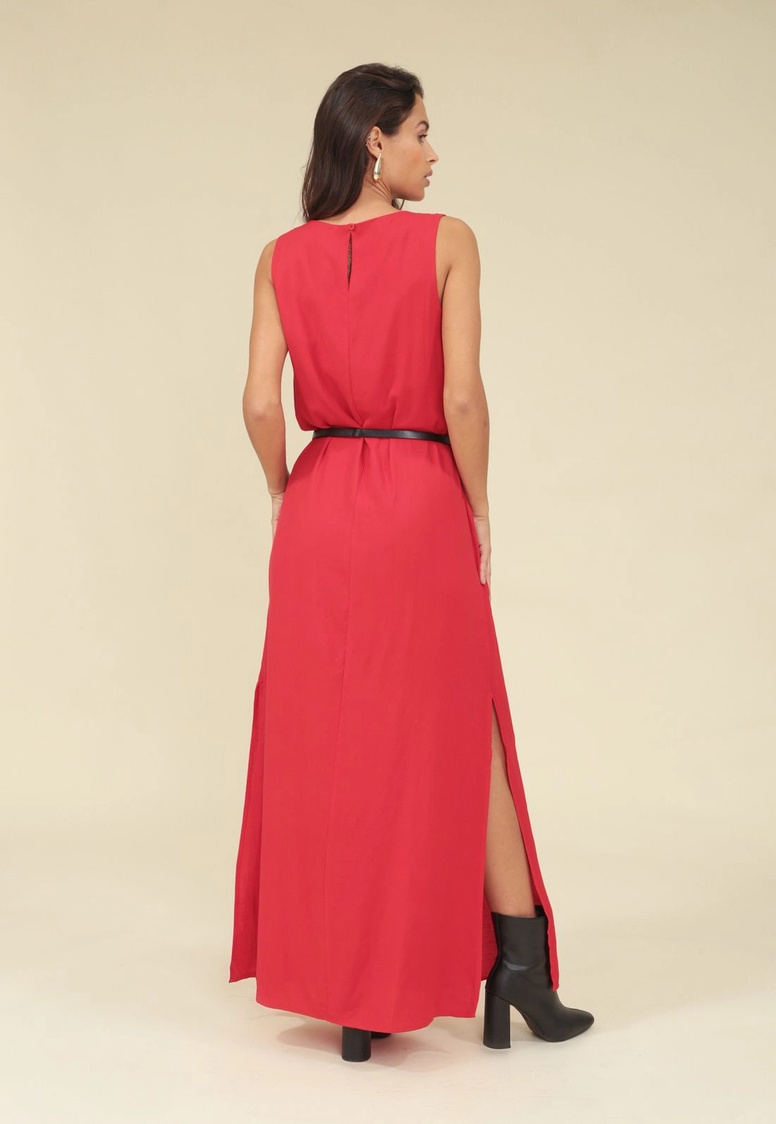 Vestido Viscolinho Longo Sem Manga Com Cinto