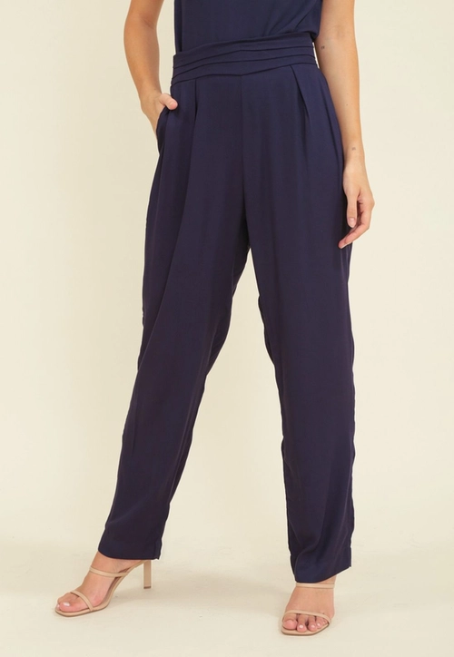 Calça Reta Em Viscose Twill E Cós Com Pregas