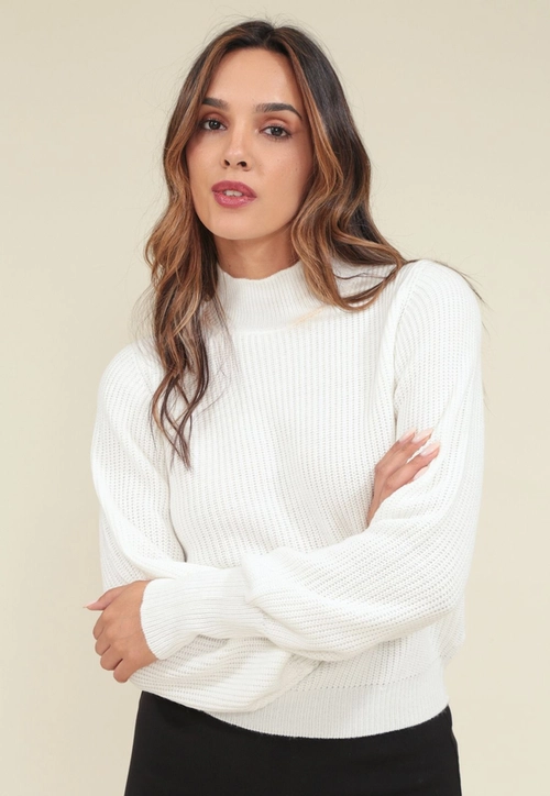 Blusa Tricô Gola Alta E Manga Bufante
