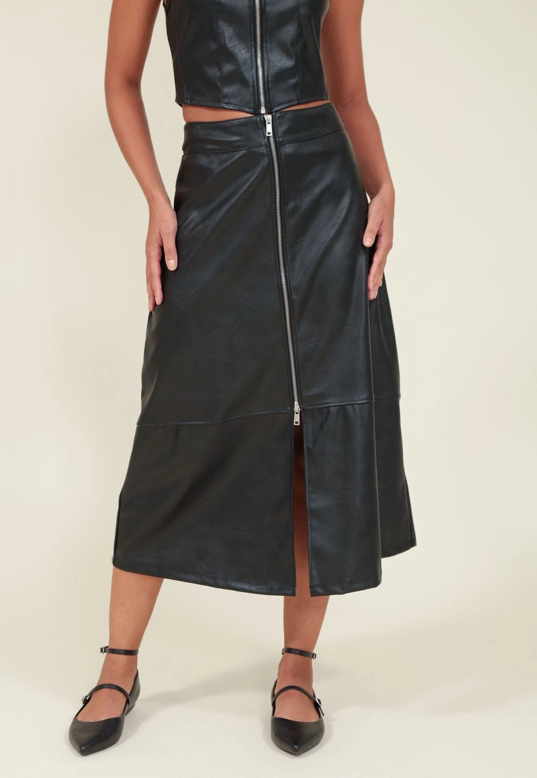 Saia Midi Pu Com Ziper Frontal