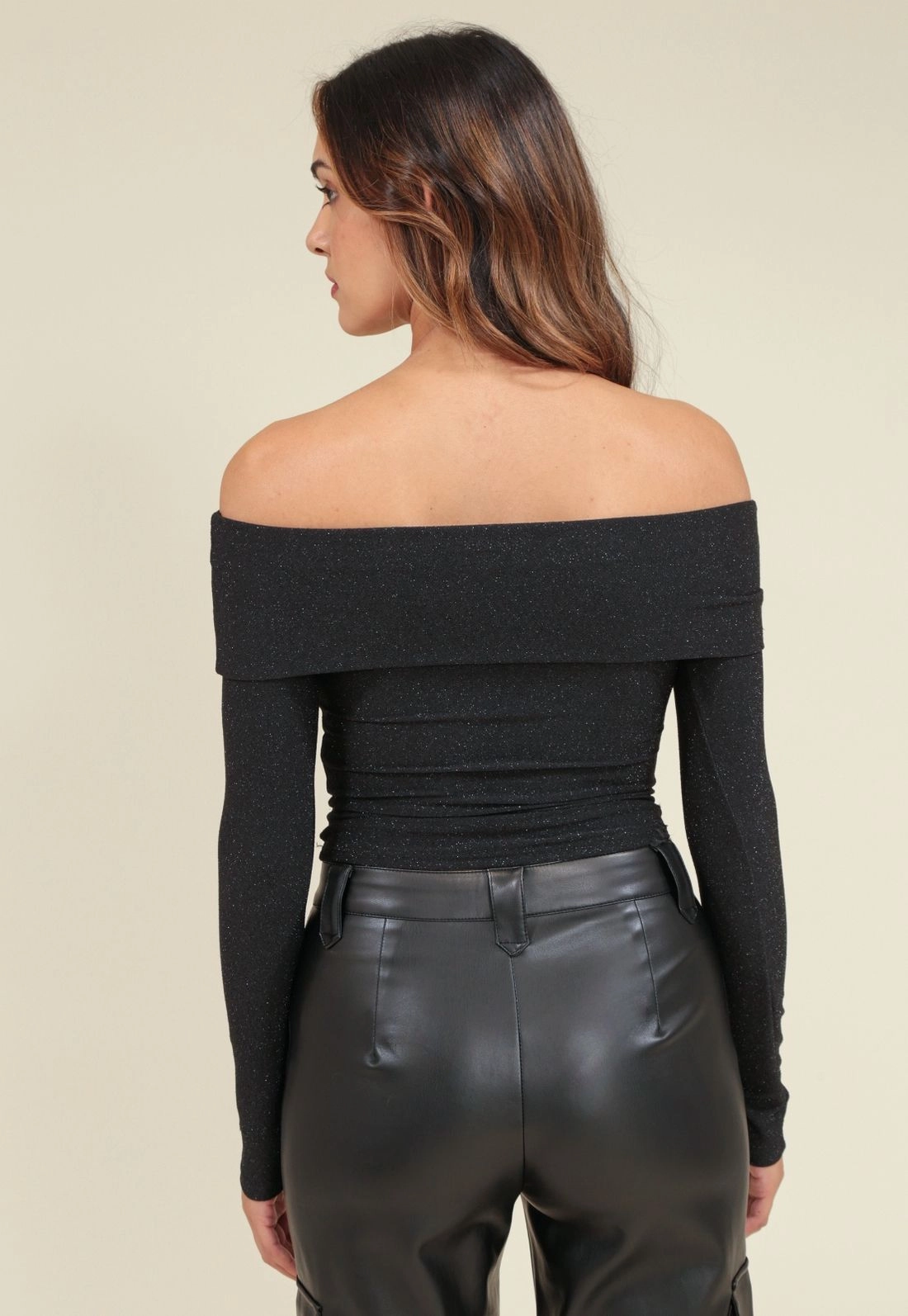 Blusa Em Malha Lurex Manga Longa Ombro A Ombro