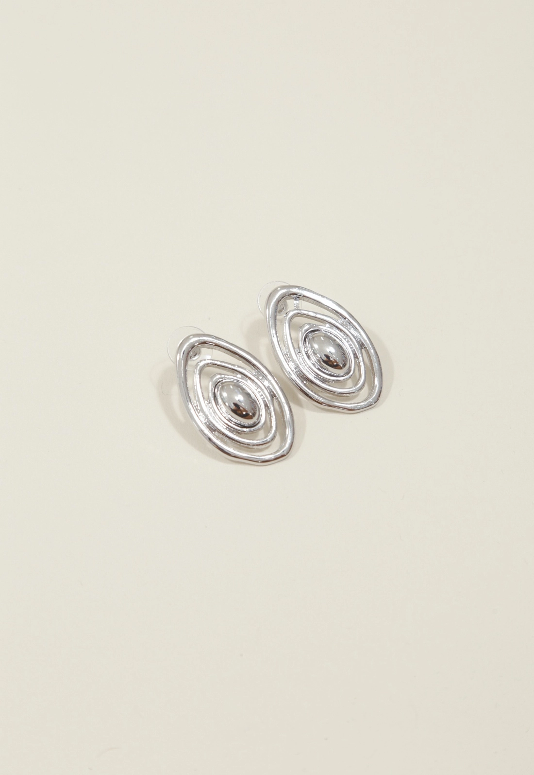 Brinco Metal Oval Circulos