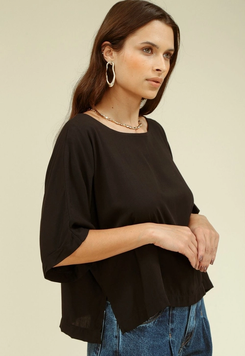 Blusa Viscolinho Manga Curta Ampla