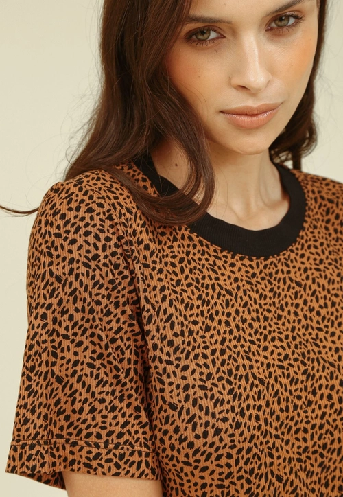 Vestido Curto Malha Ribana Estampado Mini Onça