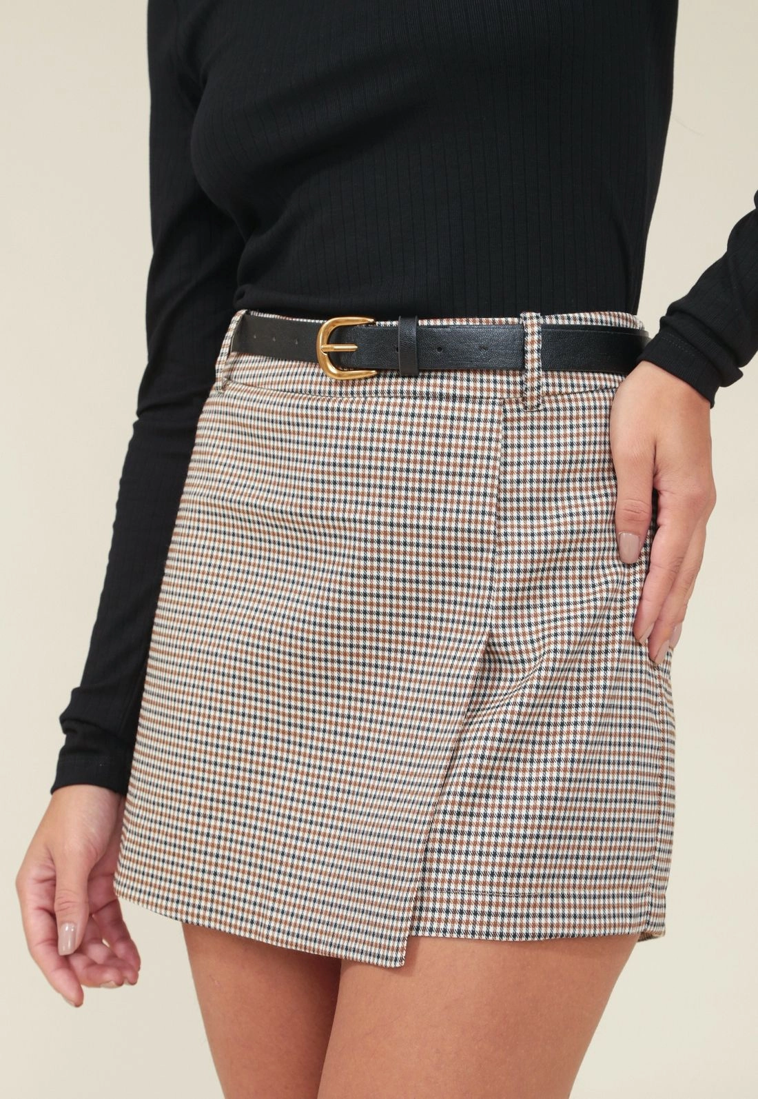 Short Saia Alfaiataria Xadrez Com Cinto