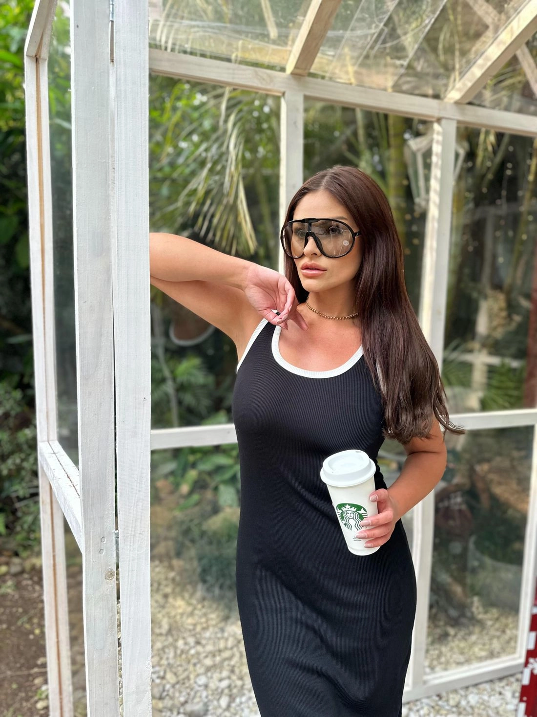 Vestido Midi Em Ribana Sem Mangas Com Viés Bicolor