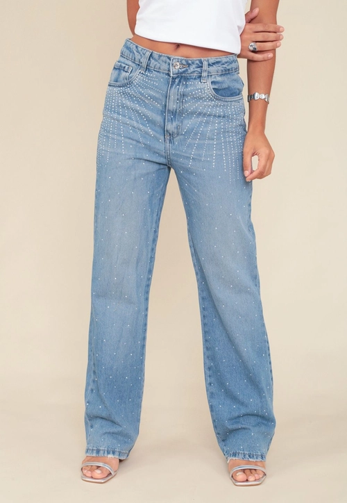 Calça Jeans Reta Com Aplicação De Strass Bolso