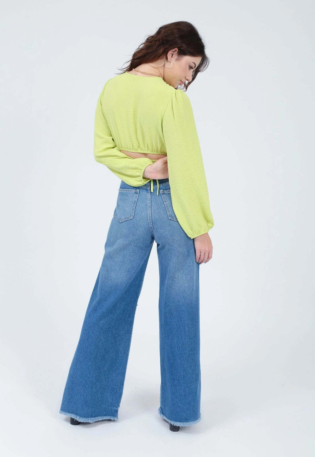 Calça Jeans Wide Leg Rasgo Fenda