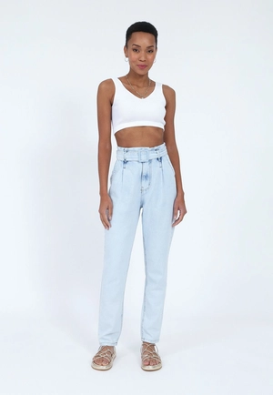 Calça Jeans Azul Claro Fivela
