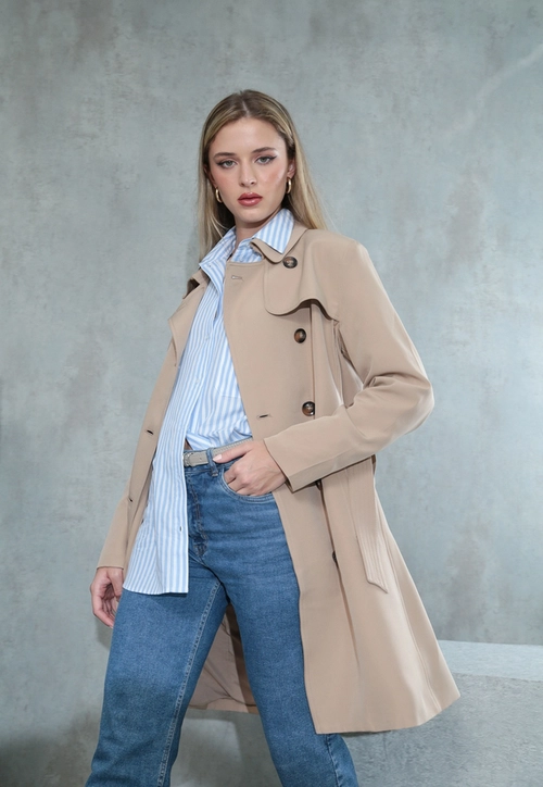 Casaco Trench Coat Alongado Com Faixa E Botões