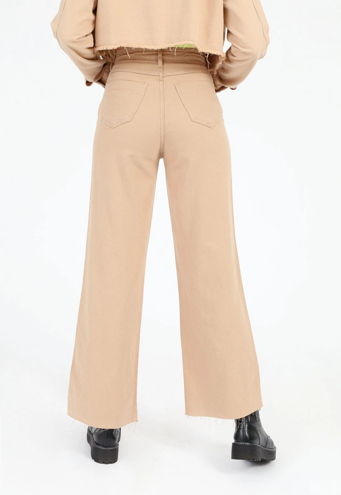 Calça Sarja Wide Leg Desfiada