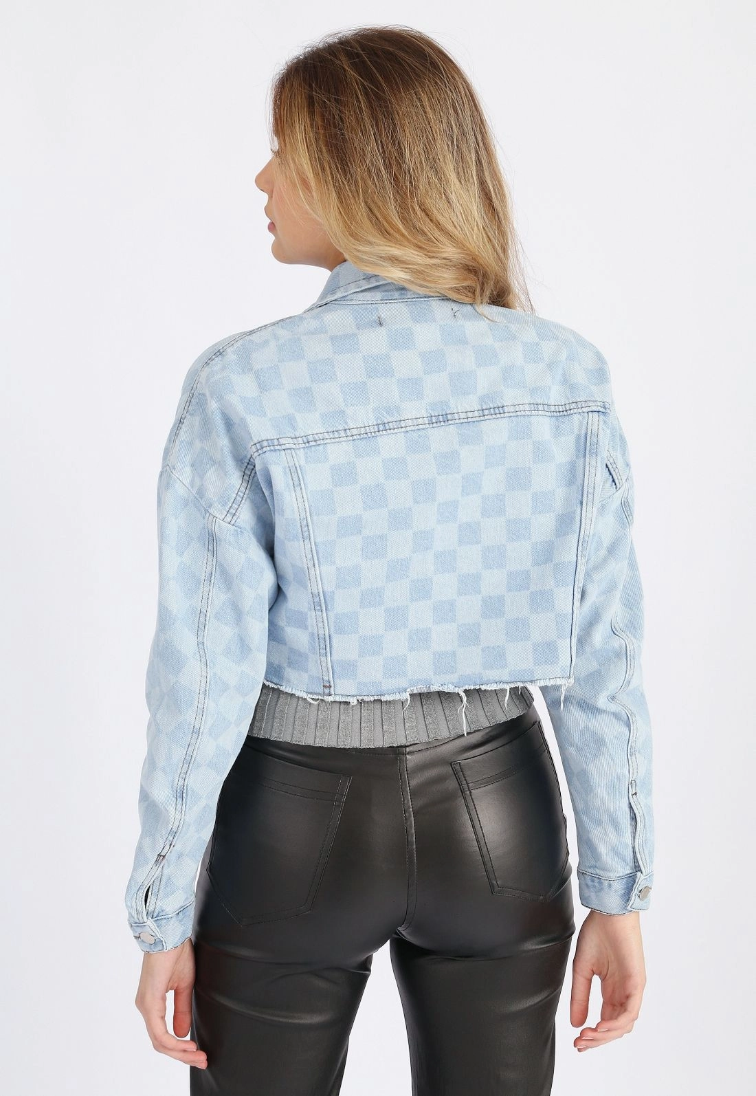 Jaqueta Jeans Cropped Quadriculada
